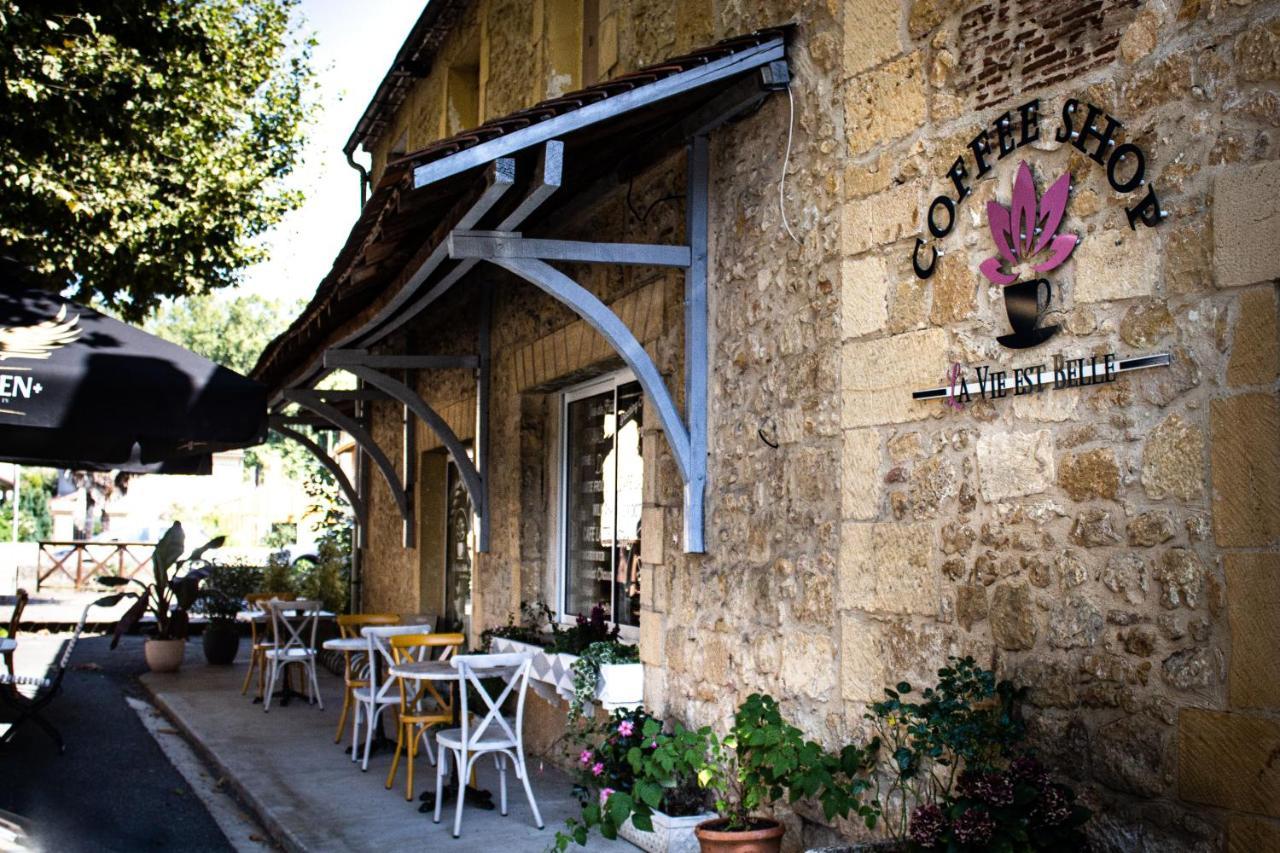 Appart Hotel La Vie Est Belle Lalinde Екстериор снимка